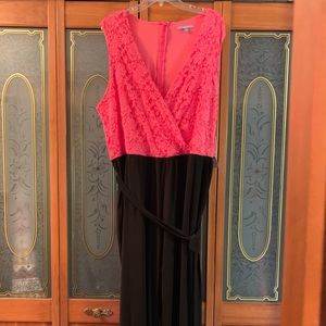 NEW: One Piece Pantsuit Black And Pink